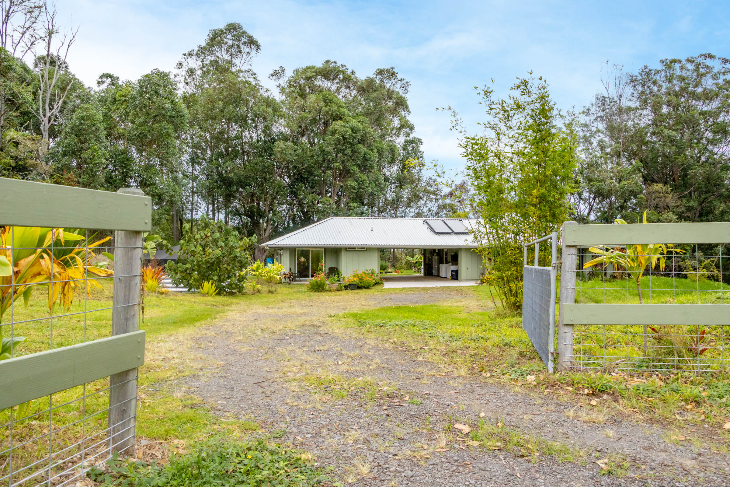 43-2114 Pohakea Mauka Road Paauilo, HI 96776 - Photo 26 of 30 a view of a yard with an outdoor space