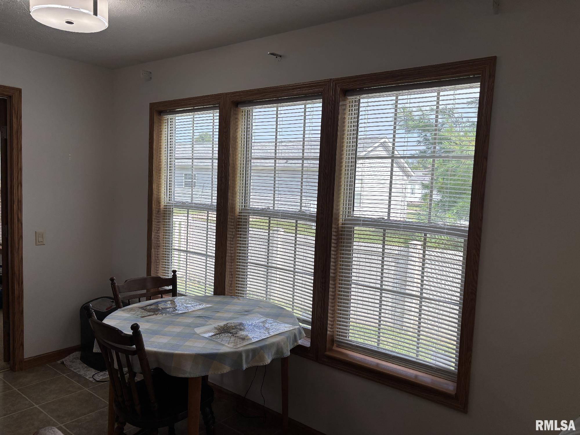 2800 Vía Rosso, Unit 135 Springfield, IL 62703 - Photo 7 of 28