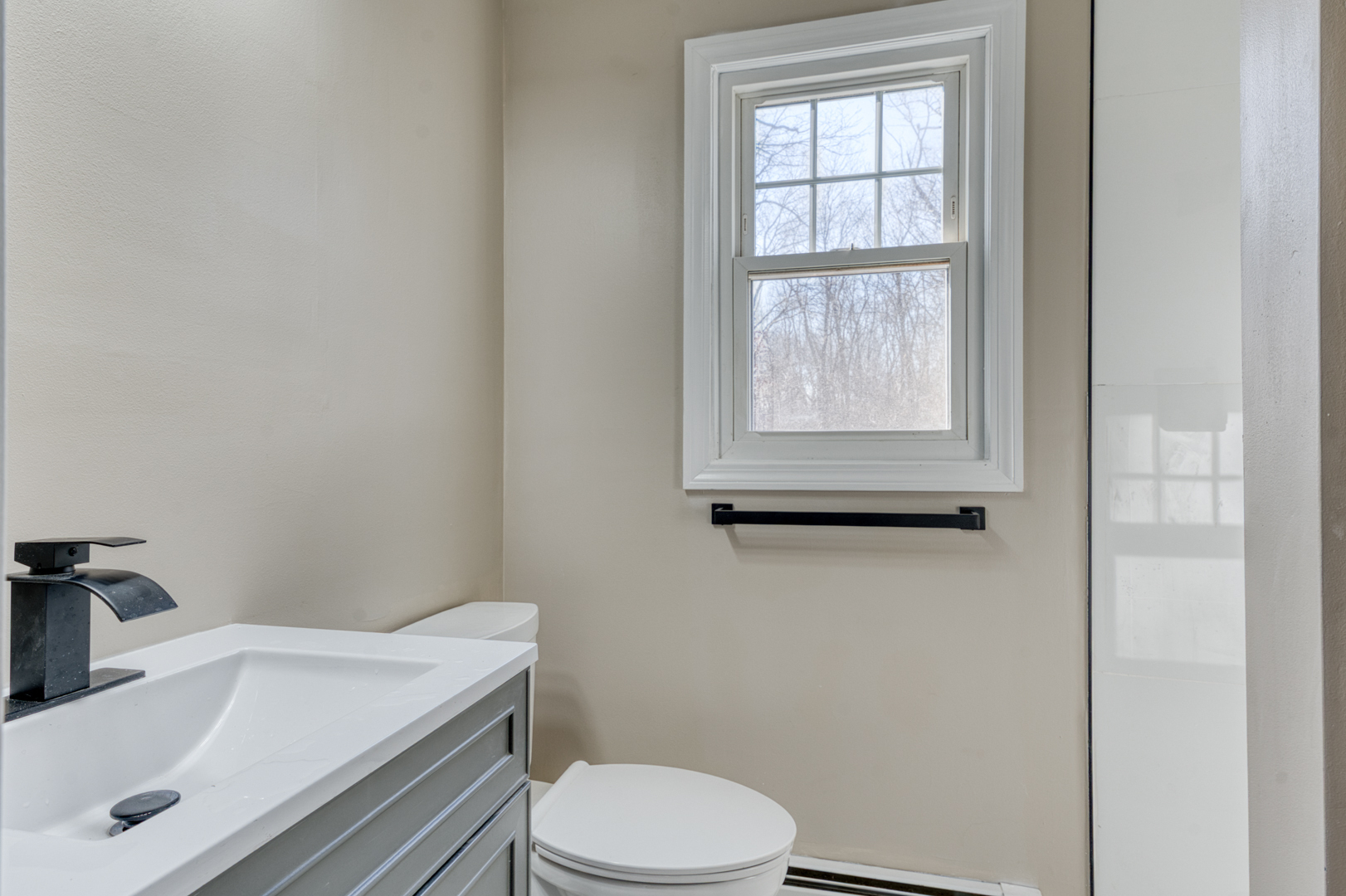 825 Old Hartford Road Colchester, CT 06415 - Photo 15 of 40