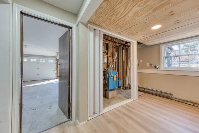 $409,900 | 825 Old Hartford Road, Colchester, CT 06415