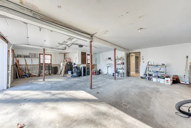 $409,900 | 825 Old Hartford Road, Colchester, CT 06415