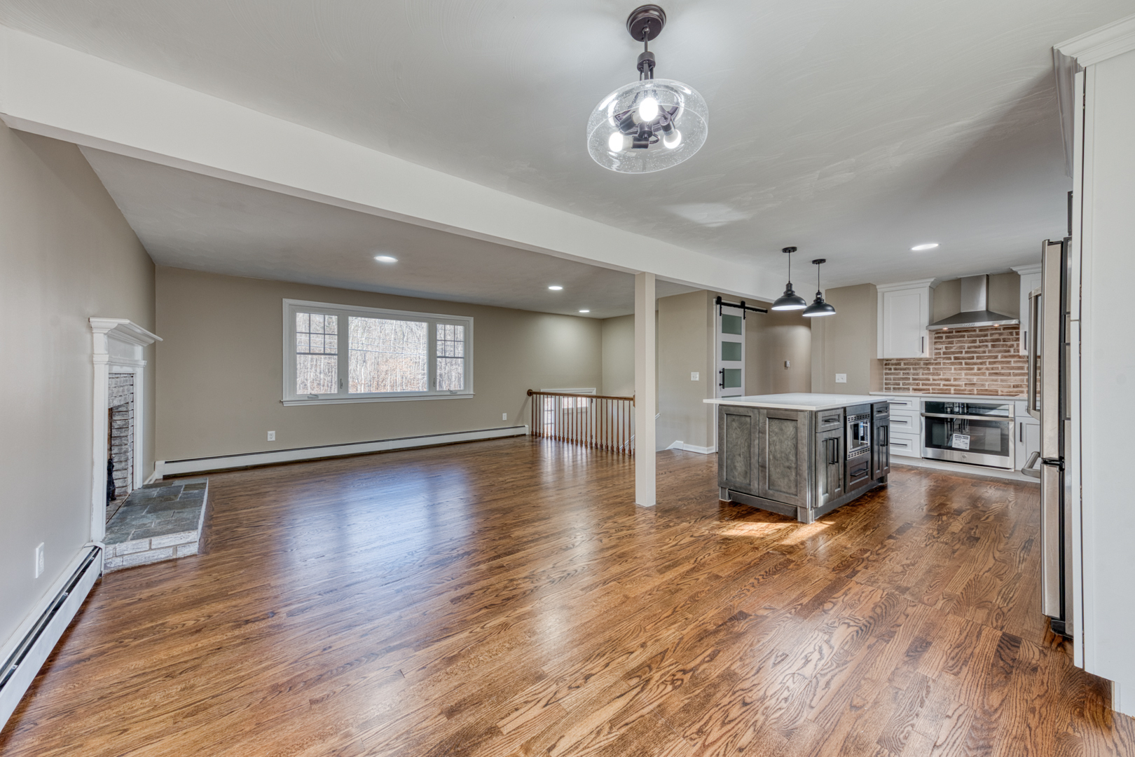 825 Old Hartford Road Colchester, CT 06415 - Photo 7 of 40