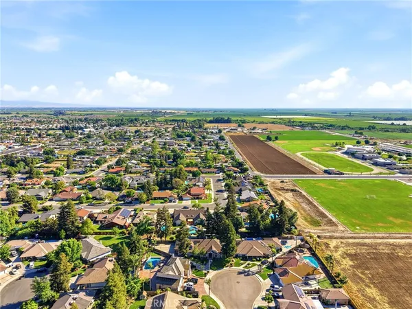 $640,000 | 412 North Kanai Avenue, Porterville, CA 93257