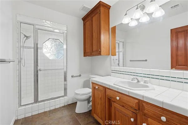 $640,000 | 412 North Kanai Avenue, Porterville, CA 93257