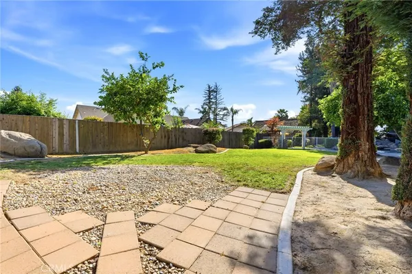 $640,000 | 412 North Kanai Avenue, Porterville, CA 93257