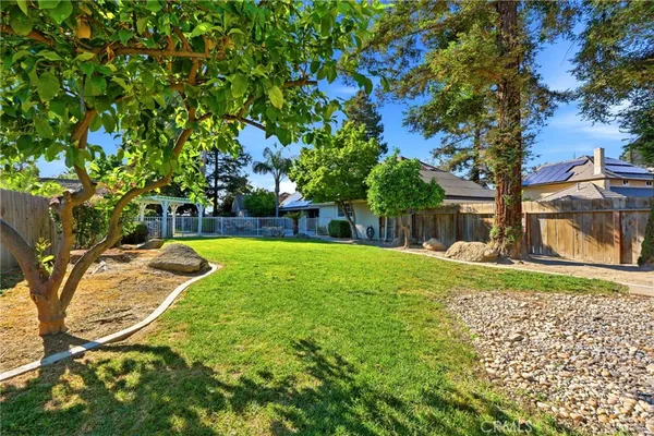 $640,000 | 412 North Kanai Avenue, Porterville, CA 93257