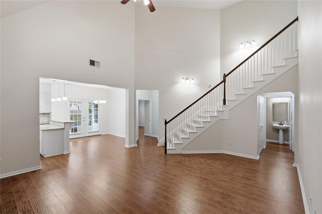 287 Emma Call Court Decatur, TX 76234 - Photo 4 of 33