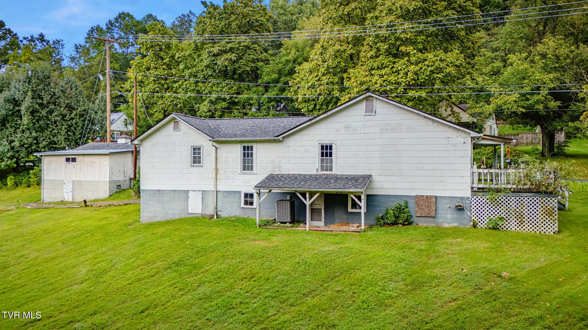 256 Shipp Springs Road Kingsport, TN 37660 - Photo 27 of 28 102