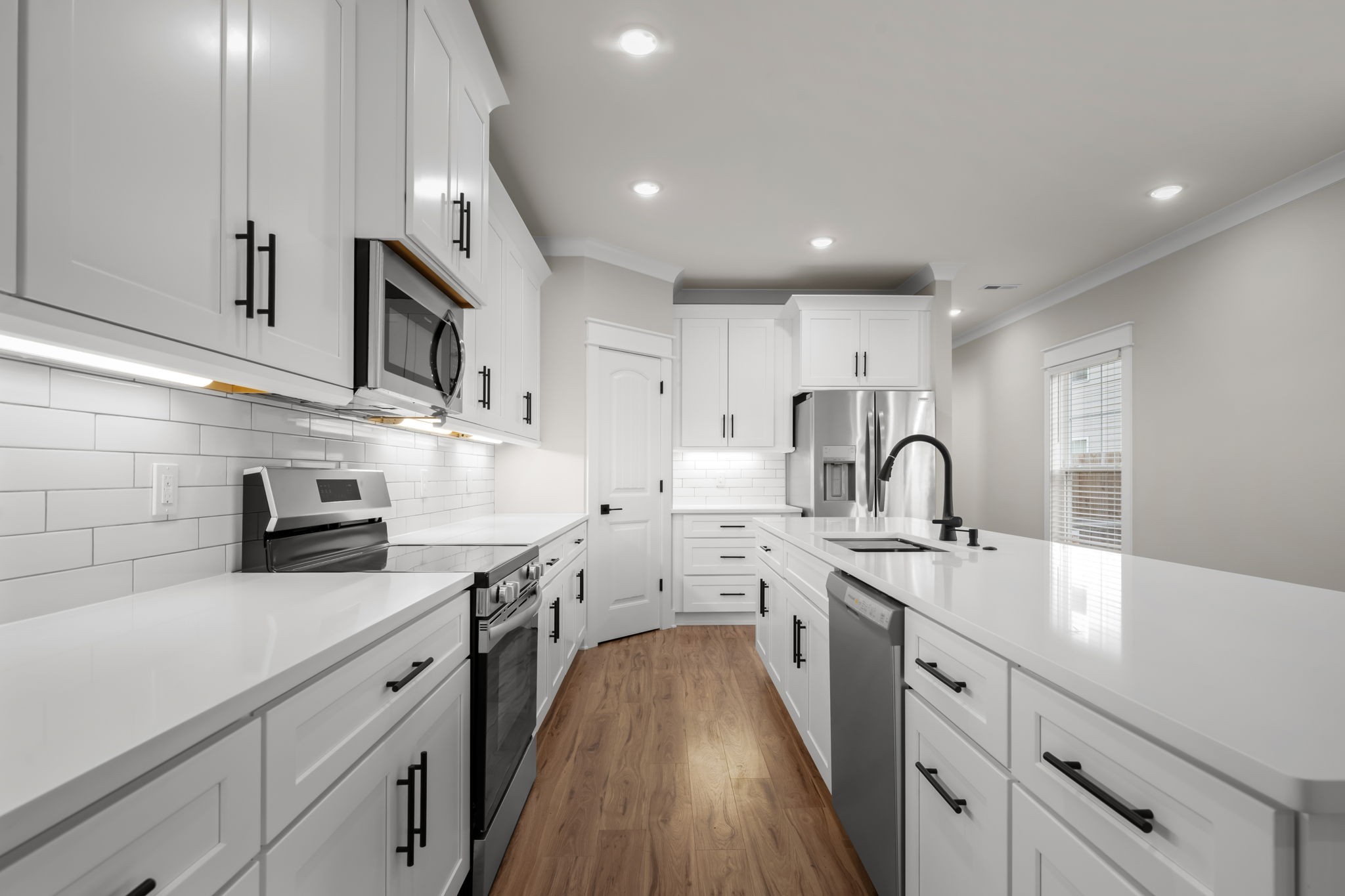 454 East State Street Murfreesboro, TN 37130 - Photo 12 of 41 a large kitchen with stainless steel appliances lots of counter space sink and cabinets