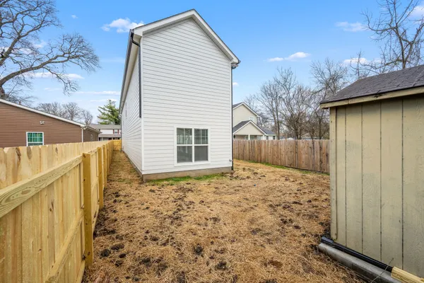 $2,425 | 454 East State Street, Murfreesboro, TN 37130