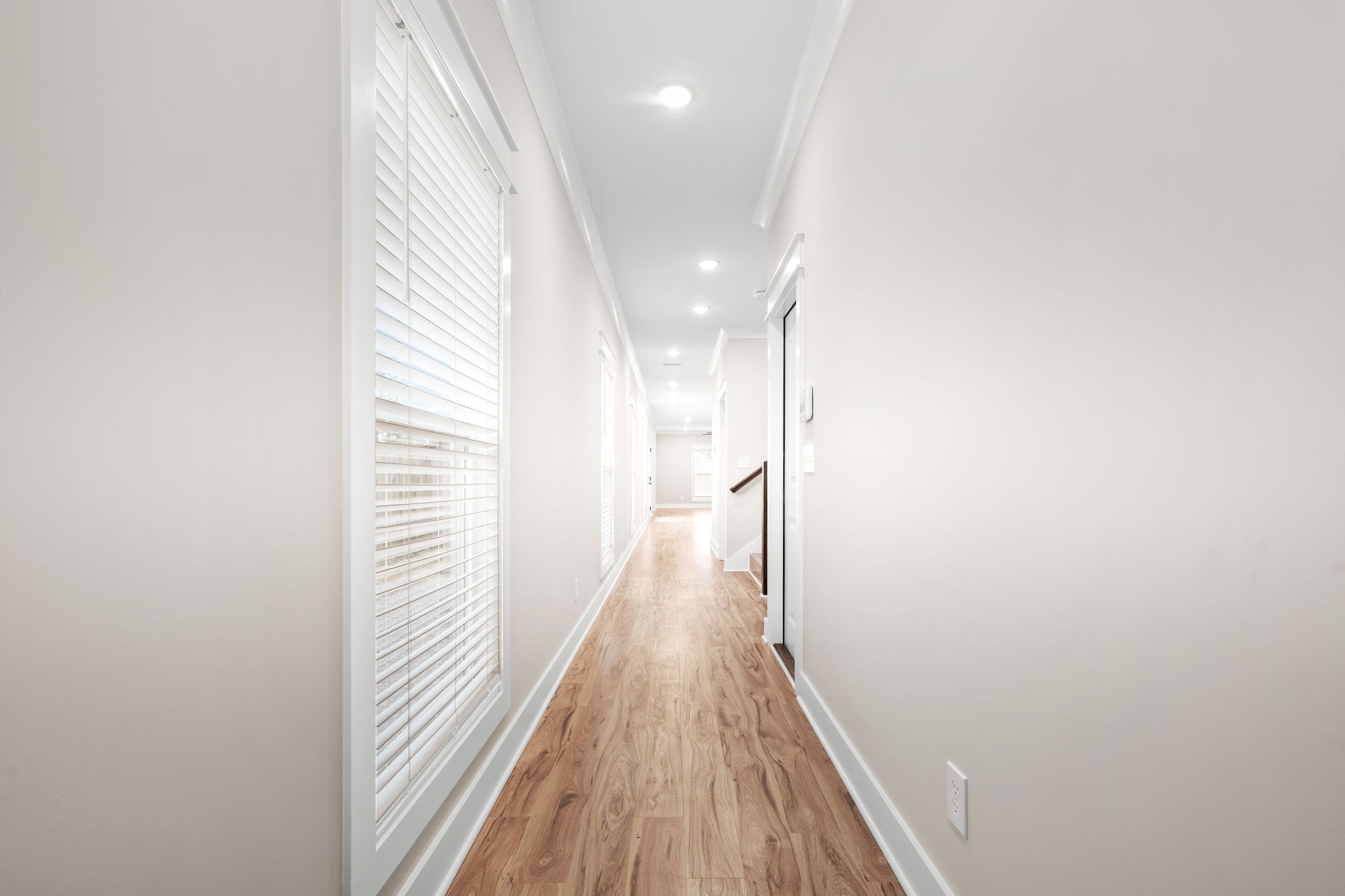 454 East State Street Murfreesboro, TN 37130 - Photo 7 of 41 a view of a hallway with wooden floor