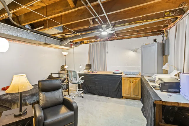 $199,900 | 1340 Lennington Circle Northeast, Kankakee, IL 60901