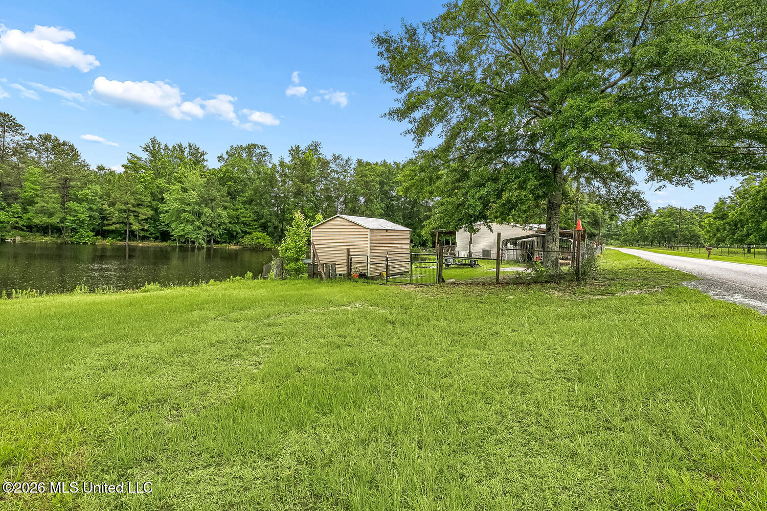 918 Spring Hill Road Poplarville, MS 39470 - Photo 32 of 37 20