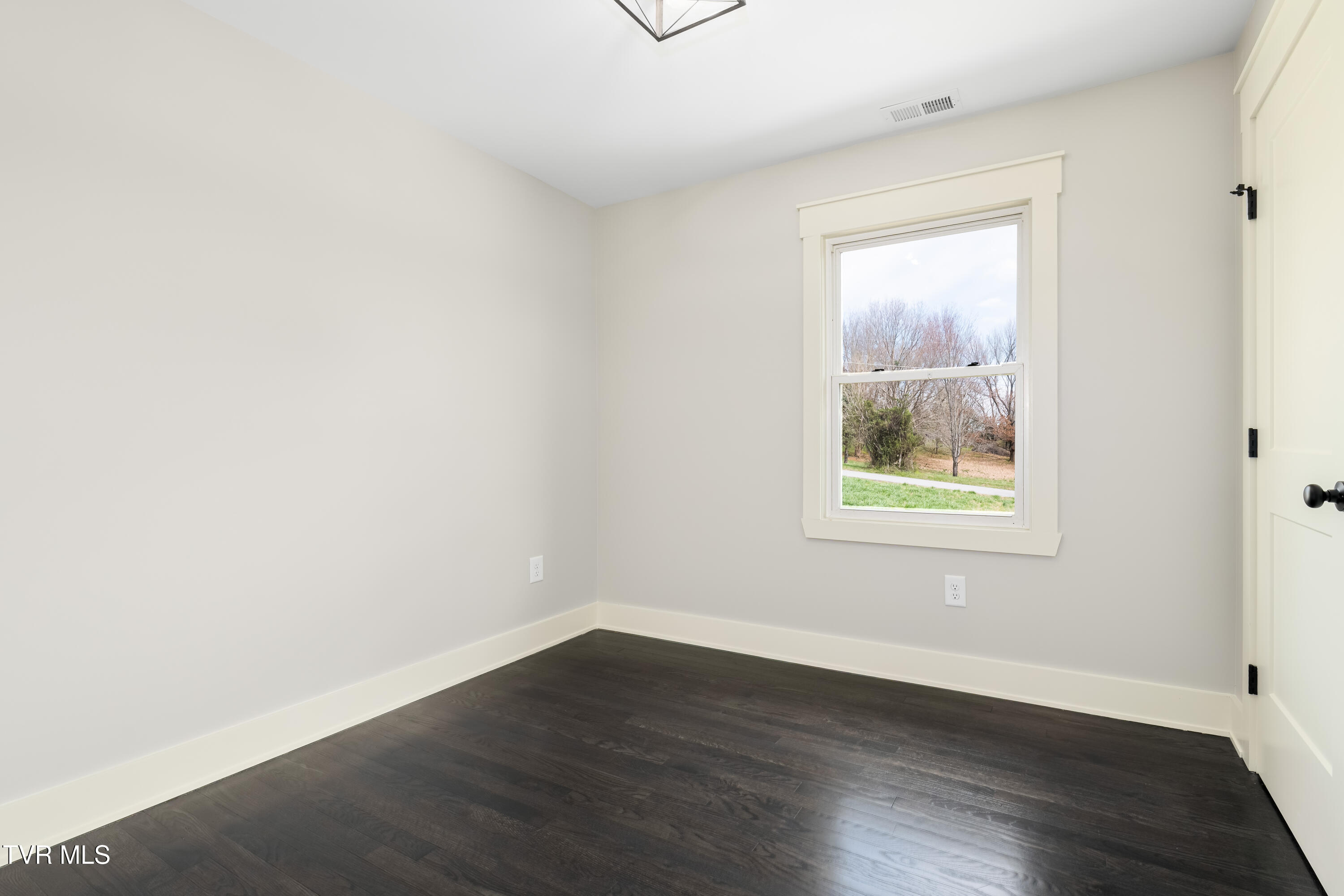 226 Dorothy Circle Limestone, TN 37681 - Photo 41 of 59 226 Dorothy Cir (42 of 61)
