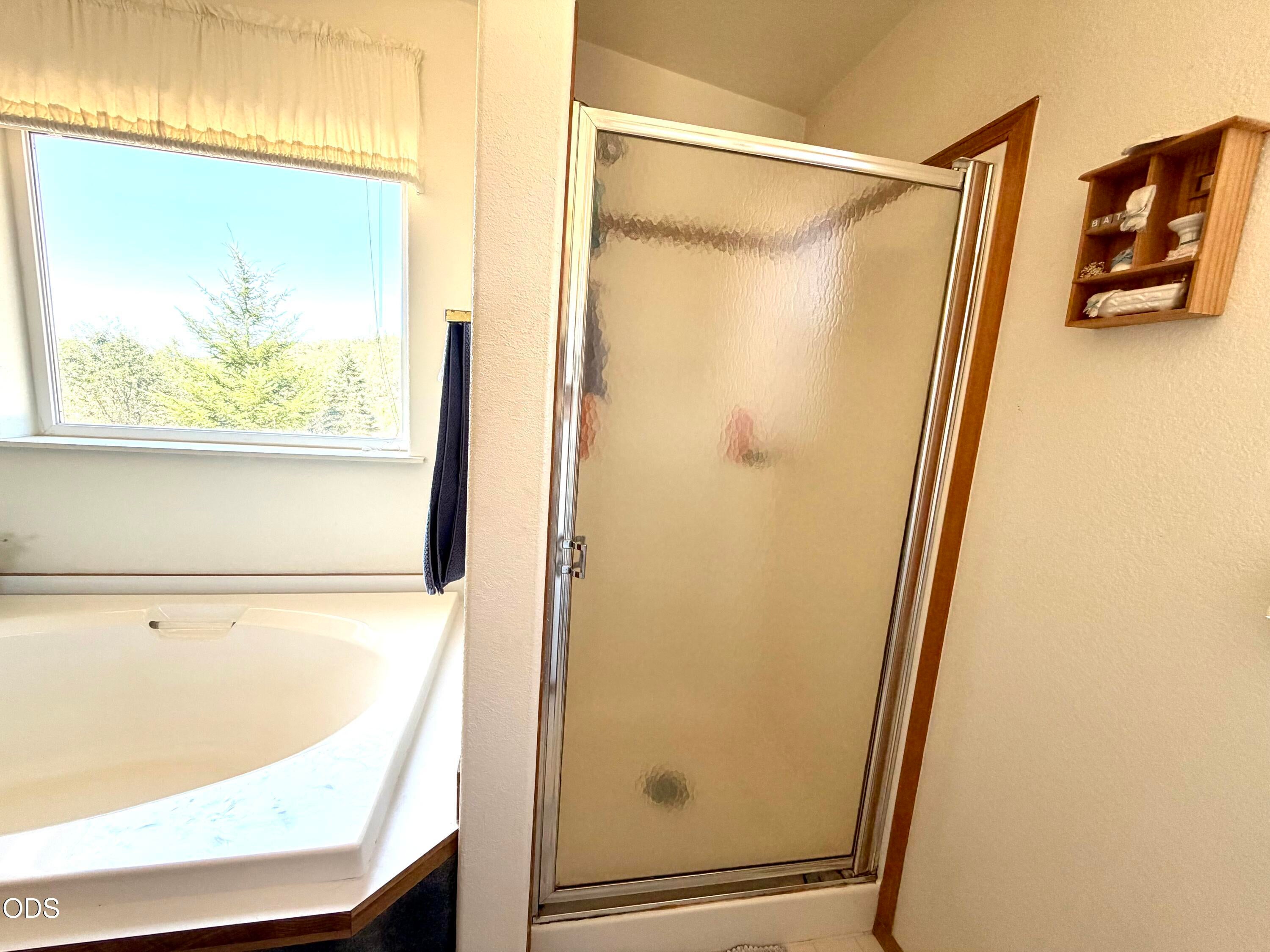 3741 Oak Hill Road Oakland, OR 97462 - Photo 37 of 49 Gallery Image 37