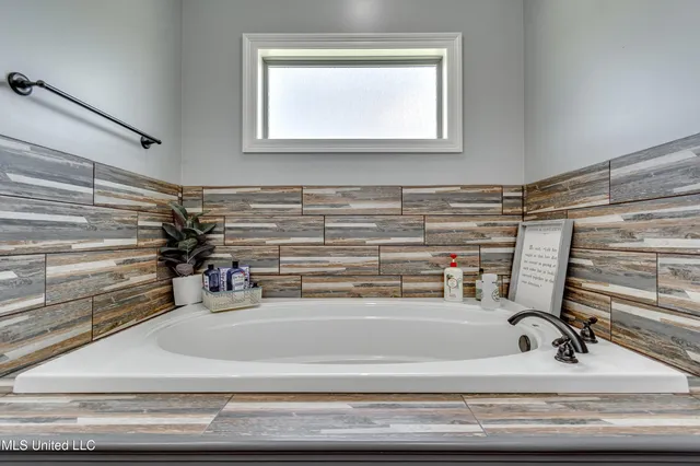 $5,000 | 4072 Highway 471, Brandon, MS 39047