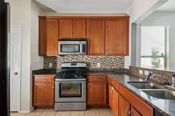 $2,045 | 1819 Killiney Court, Houston, TX 77051