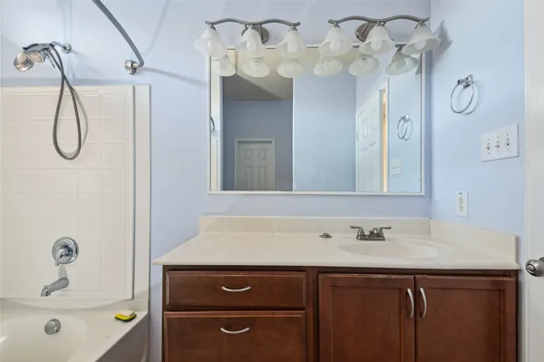 $2,045 | 1819 Killiney Court, Houston, TX 77051