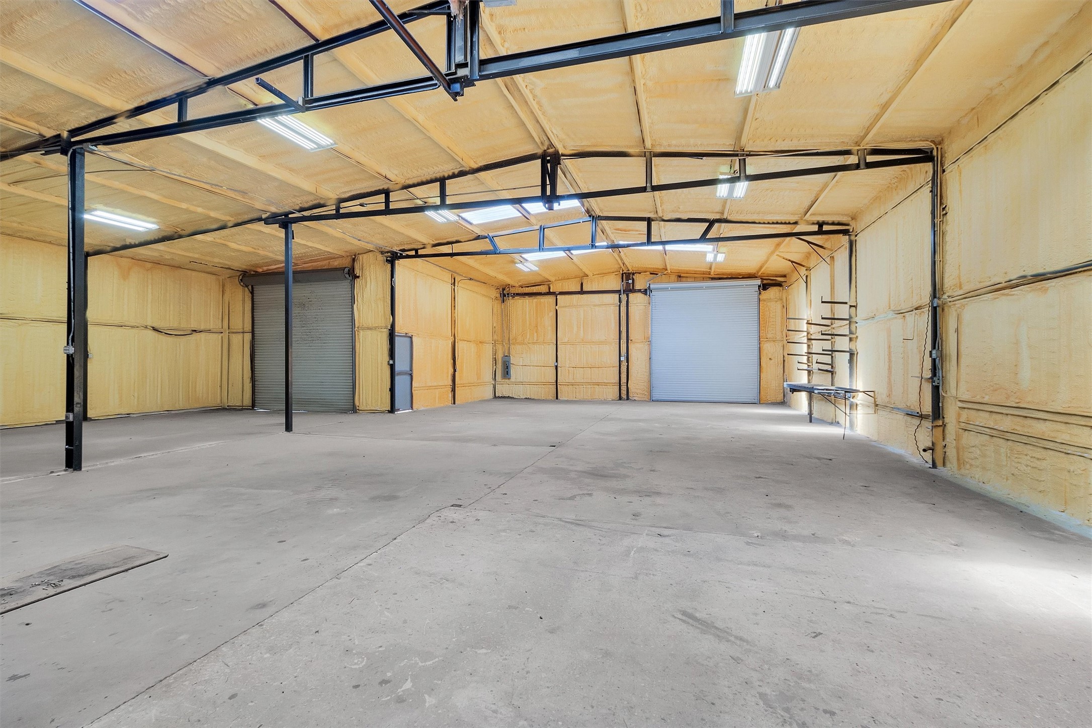 207 Aldine Mail Rte Road Houston, TX 77037 - Photo 8 of 44
