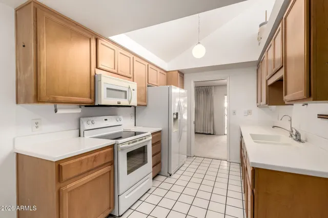 $450,000 | 942 East Laguna Drive, Tempe, AZ 85282