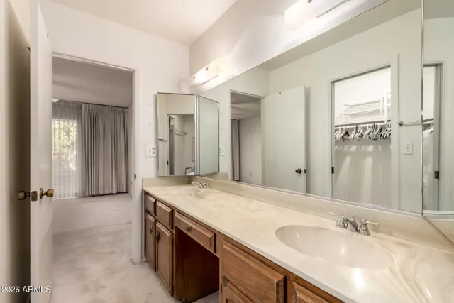 $450,000 | 942 East Laguna Drive, Tempe, AZ 85282