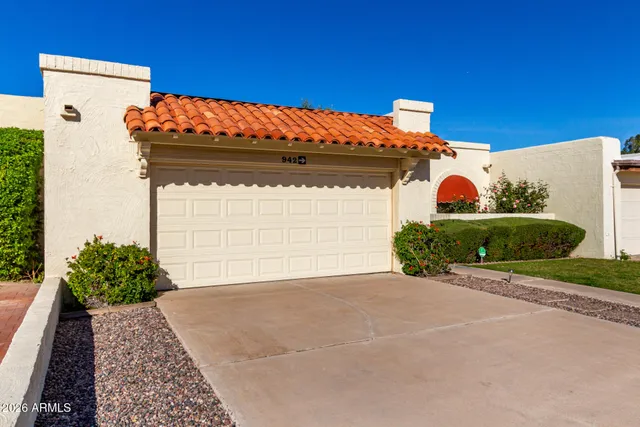 $450,000 | 942 East Laguna Drive, Tempe, AZ 85282