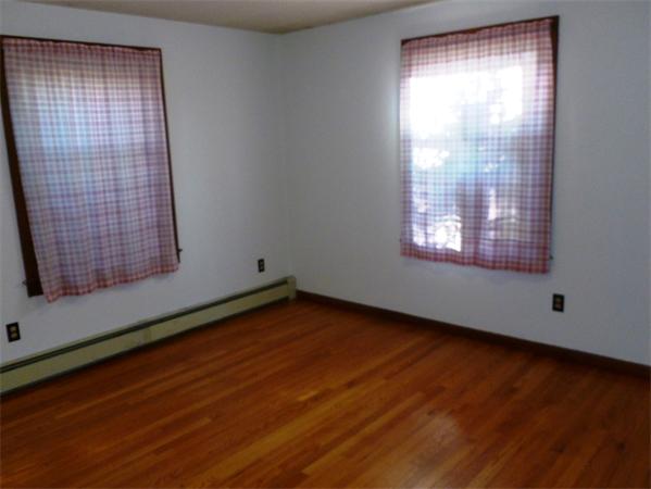 489 Morgan Road West Springfield, MA 01089 - Photo 15 of 22