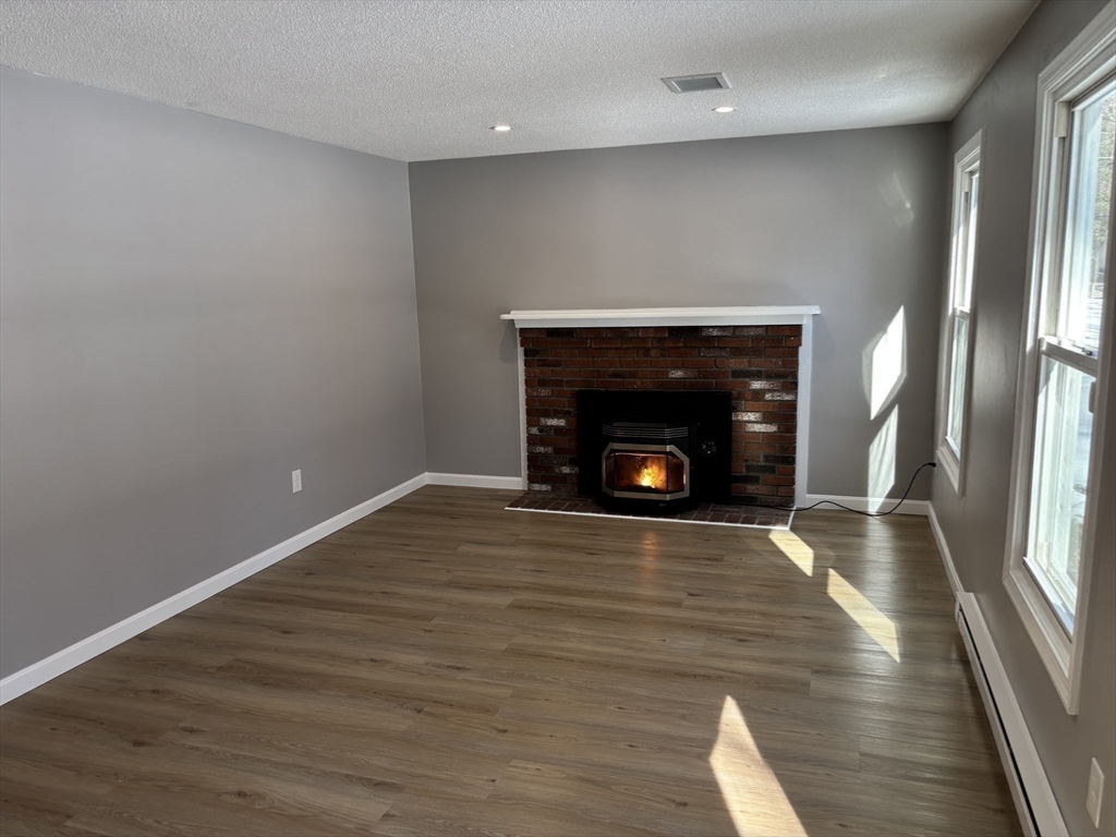 82 Prince Road Southbridge, MA 01550 - Photo 7 of 33 Gallery Image 7
