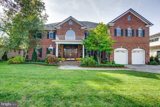 $2,550,000 | 2205 Windsor Road, Alexandria, VA 22307