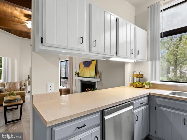 $238,000 | 438 Ocean Parkway, Unit 4, Berlin, MD 21811