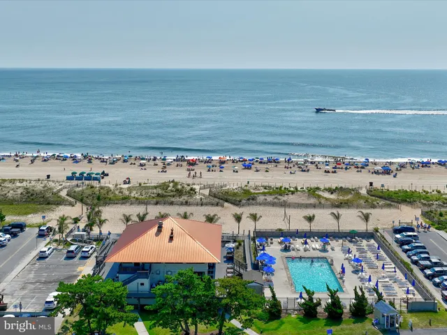 $245,000 | 438 Ocean Parkway, Unit 4, Berlin, MD 21811