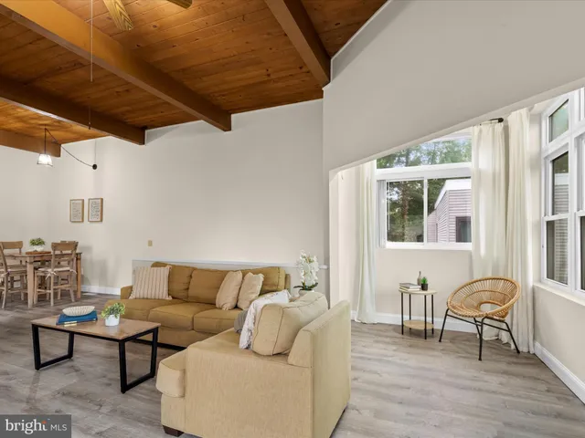 $245,000 | 438 Ocean Parkway, Unit 4, Berlin, MD 21811