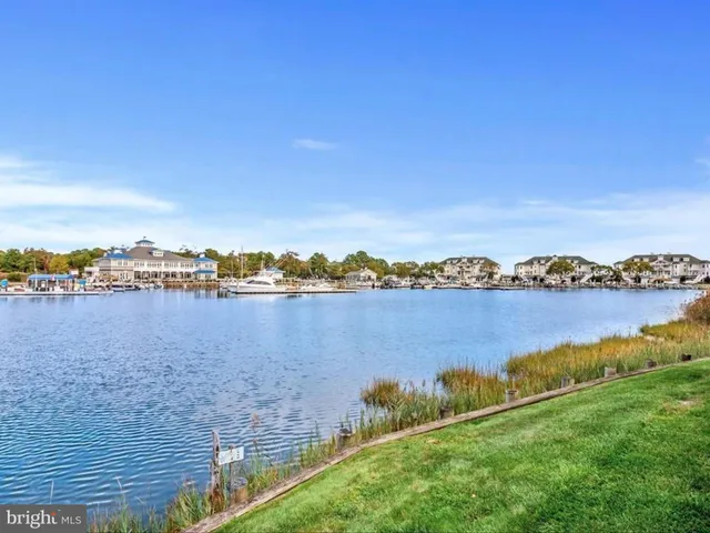 $245,000 | 438 Ocean Parkway, Unit 4, Berlin, MD 21811