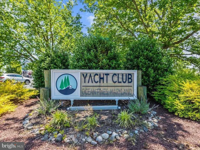 $245,000 | 438 Ocean Parkway, Unit 4, Berlin, MD 21811