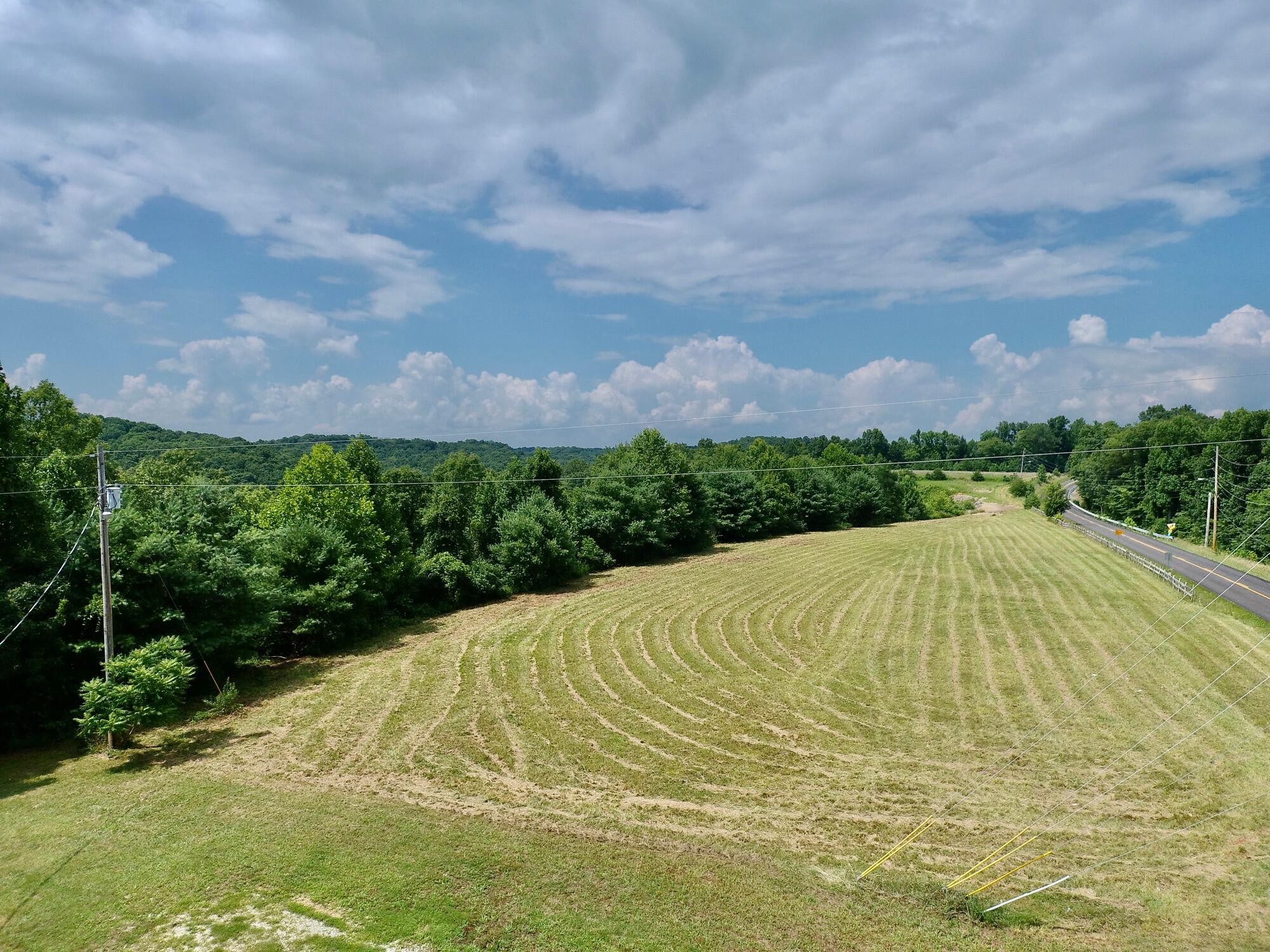1677 Fairgrounds Ridge Road Beattyville, KY 41311 - Photo 10 of 13 7EF0416D8BAFC5C20A4EB8F7EDAFBE62_1
