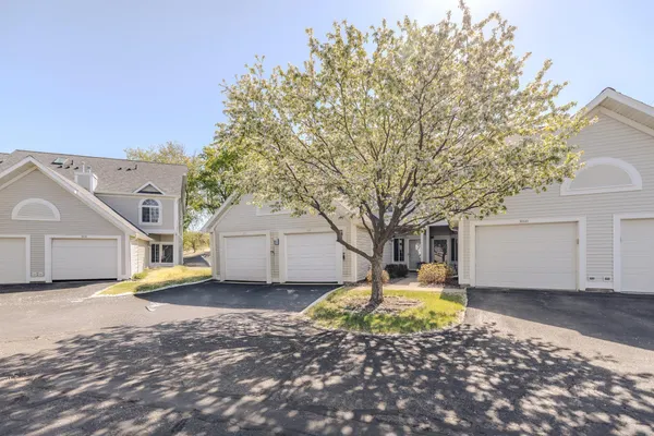$269,900 | 1858 Tiffany Cove Lane Southwest, Rochester, MN 55902