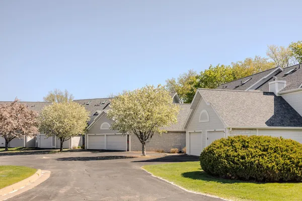 $269,900 | 1858 Tiffany Cove Lane Southwest, Rochester, MN 55902