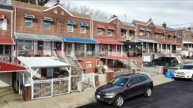 $625,000 | 3317 Gunther Avenue | Baychester