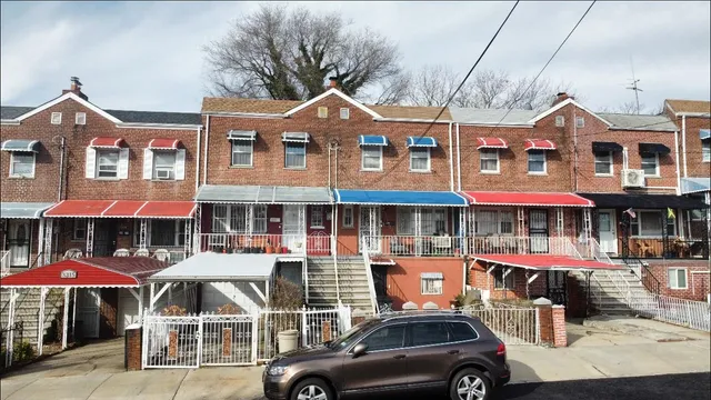 $625,000 | 3317 Gunther Avenue | Baychester