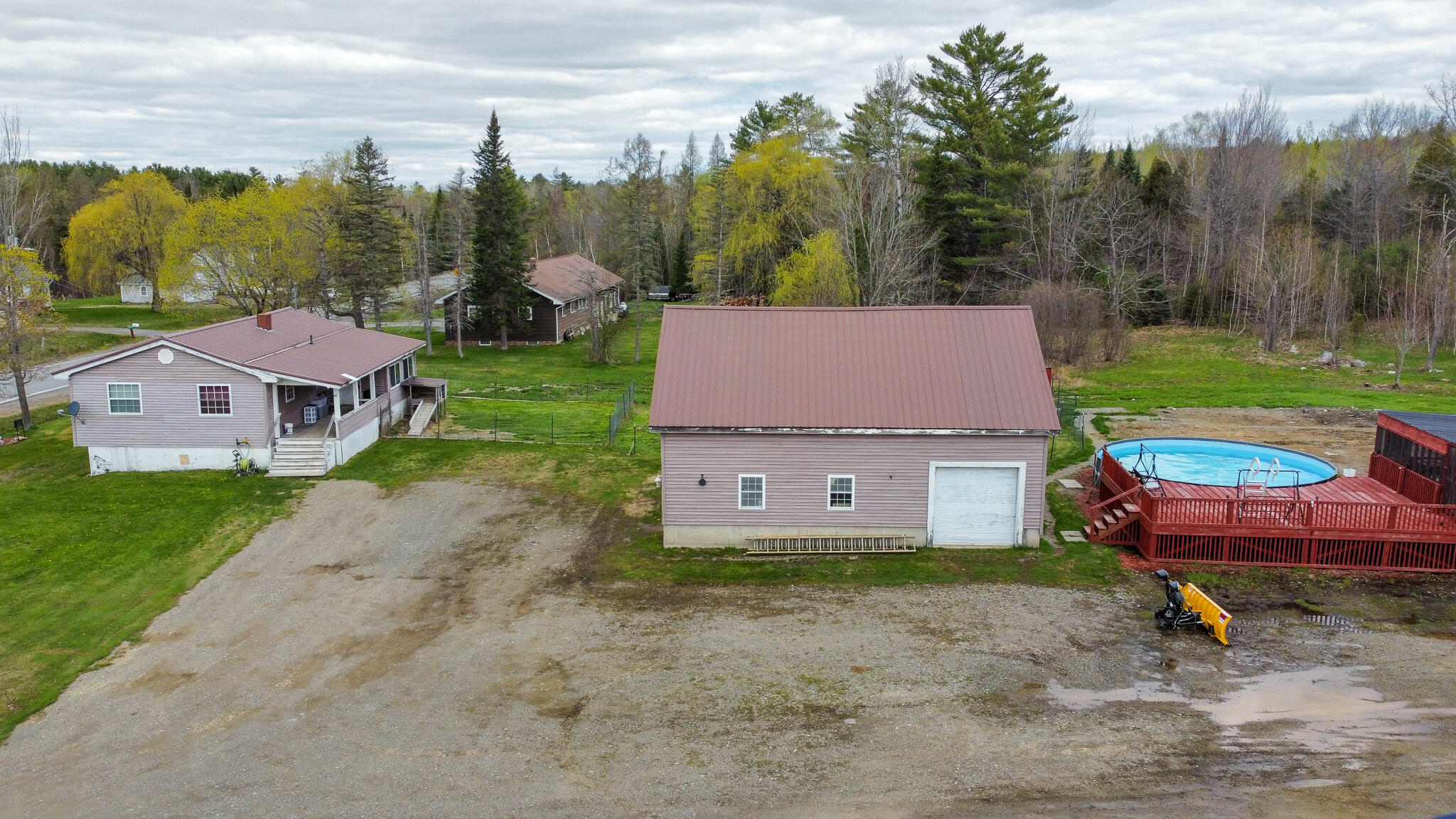 43 Medway Road Mattawamkeag, ME 04459 - Photo 3 of 29 3