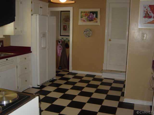 2820 Braidwood Road Richmond, VA 23225 - Photo 8 of 10 Other - Kitchen