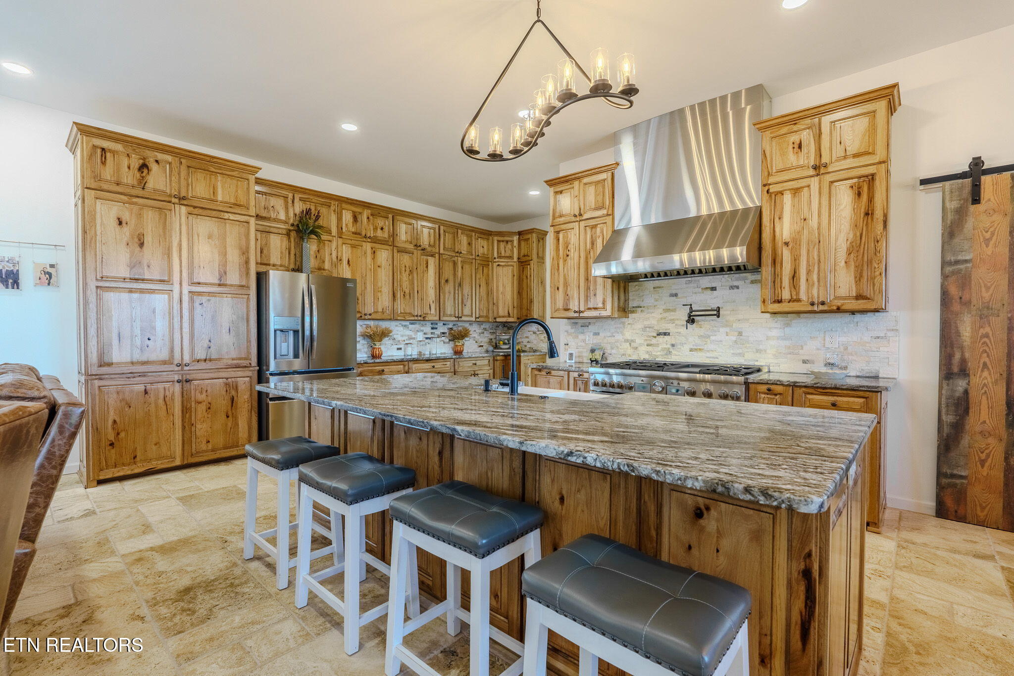 2324 Holston View Road New Market, TN 37820 - Photo 17 of 52 25-web-or-mls-_DSC4711-HDR