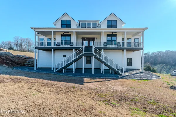 $1,499,900 | 2324 Holston View Road, New Market, TN 37820