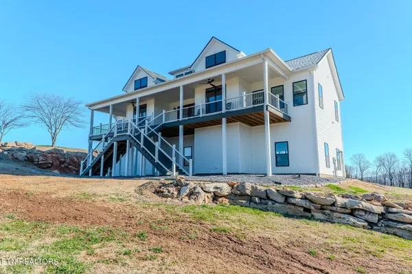 $1,499,900 | 2324 Holston View Road, New Market, TN 37820