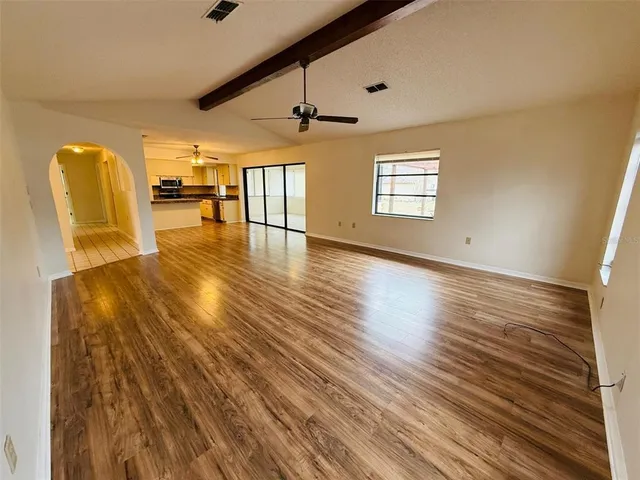 $2,200 | 8992 Hernando Way, Weeki Wachee, FL 34613