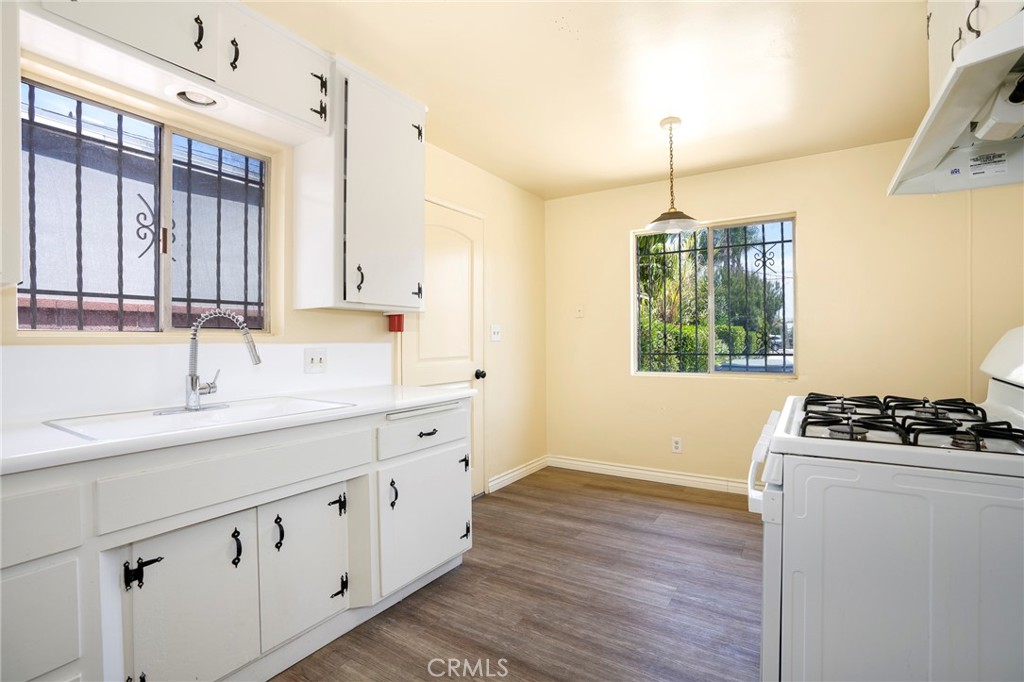 6707 Perry Road Bell Gardens, CA 90201 - Photo 17 of 35