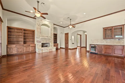 $925,000 | 351 Hawthorne Loop, Driftwood, TX 78619