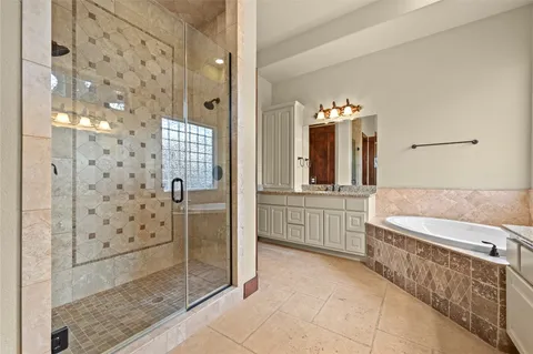 $925,000 | 351 Hawthorne Loop, Driftwood, TX 78619