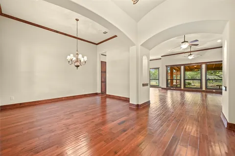 $925,000 | 351 Hawthorne Loop, Driftwood, TX 78619