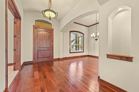 $925,000 | 351 Hawthorne Loop, Driftwood, TX 78619